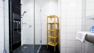 Modernes Bad im Apartmenthaus CityHouse