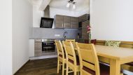 Großer Wohnraum im Apartment des CityHouse